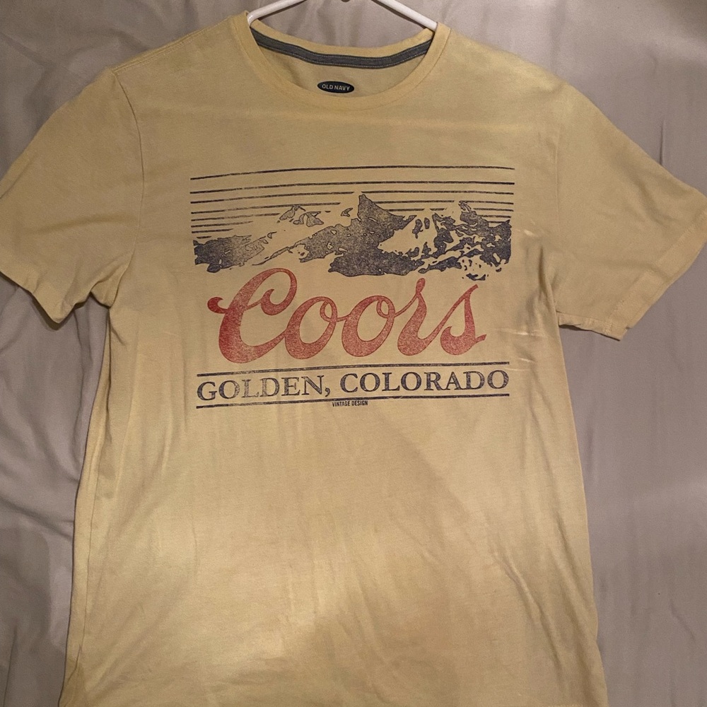Old Navy Graphic Tee Size S